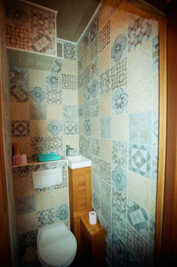 Hello Apartment Annecy Bagian luar foto