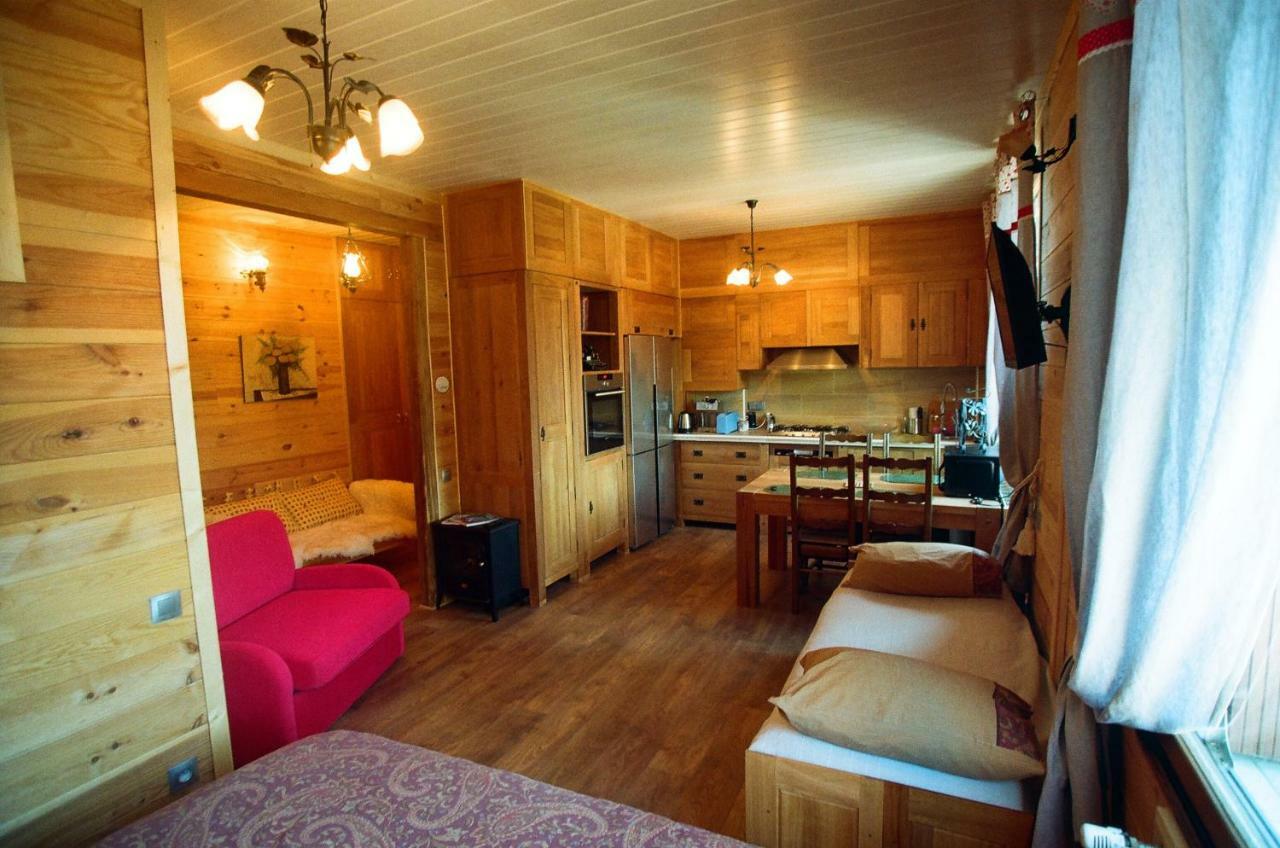 Hello Apartment Annecy Bagian luar foto